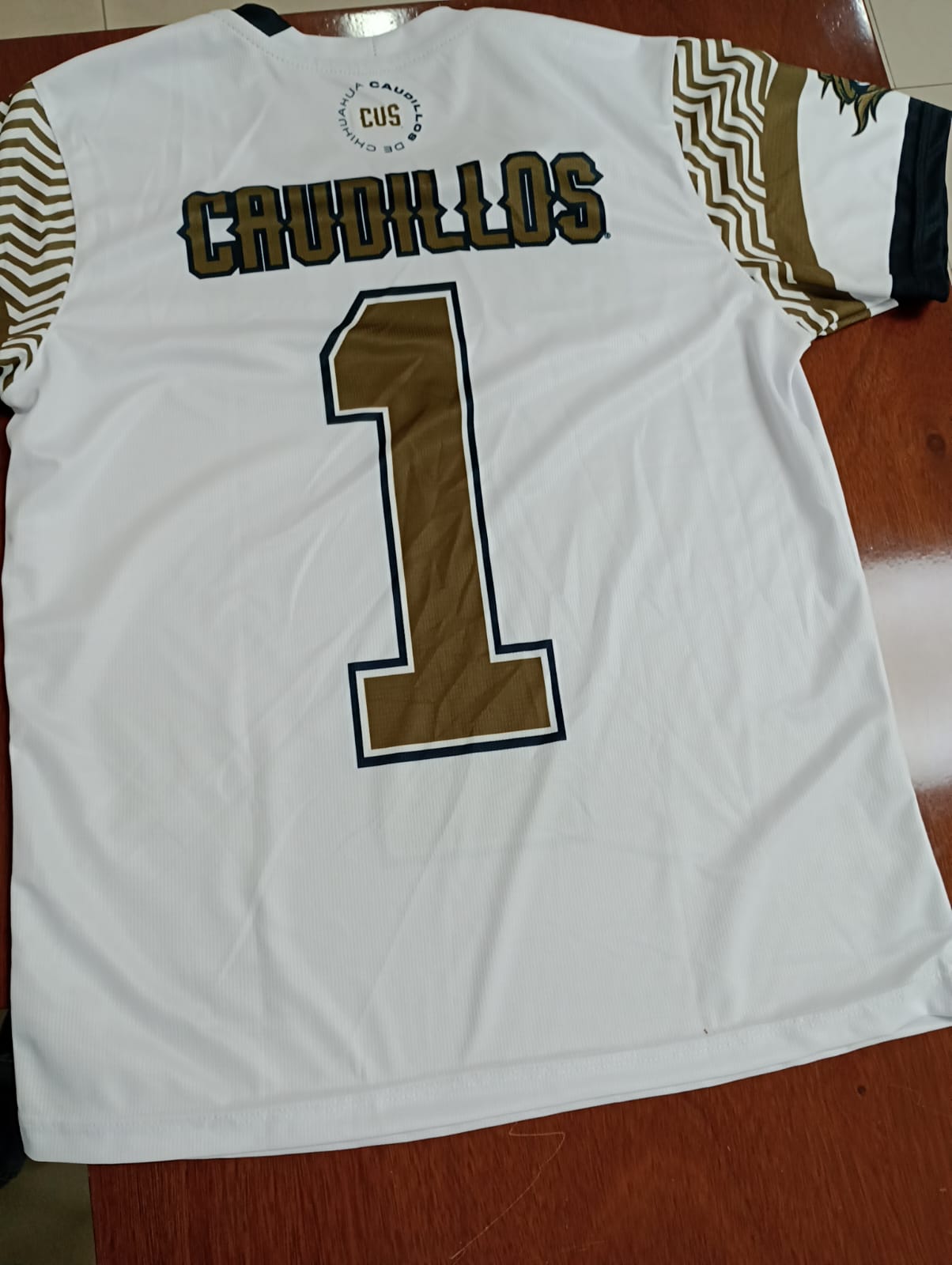 Playera tipo jersey #1