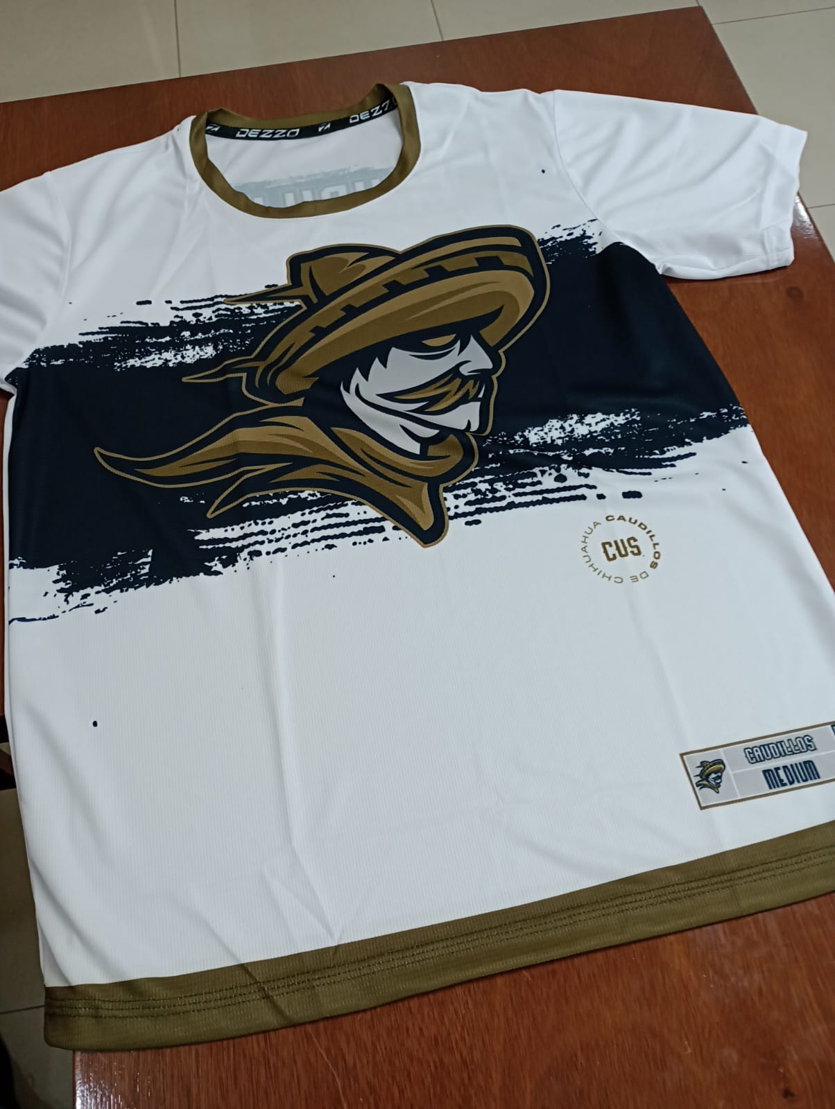 4498 WHITE T-SHIRT BLUE LINE